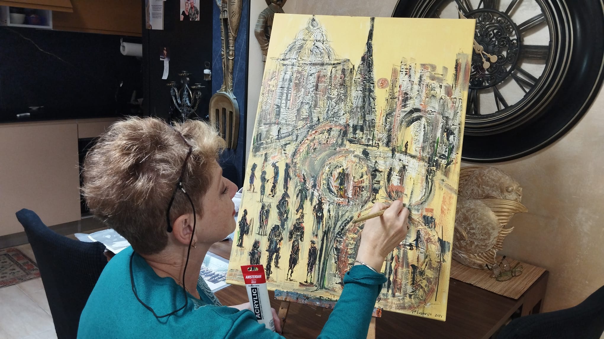 Evgenia Portnov working on a painting
